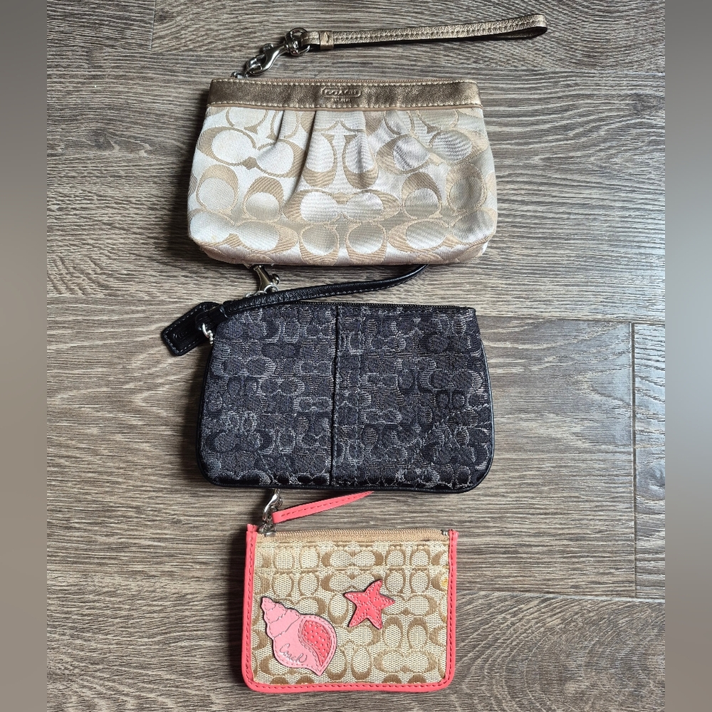 Coach wristlet Bundle Cream tan gold Black Silver Coral